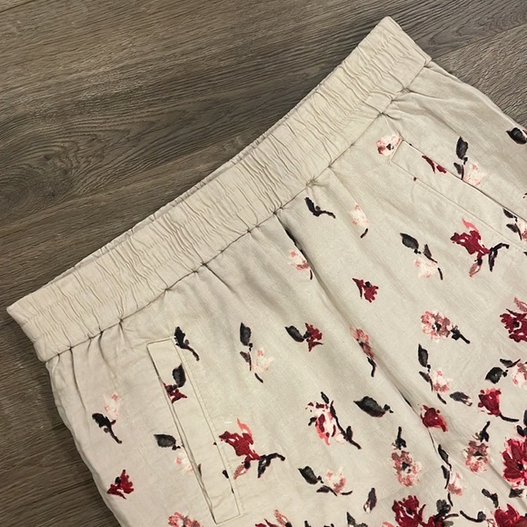 Loft Pencil Skirt Size Small Floral Casual - Picture 2 of 4